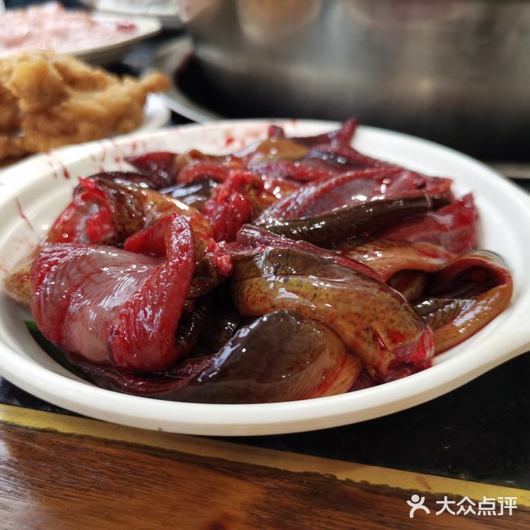 储奇门丨竟然有鳝鱼火锅，长见识了
