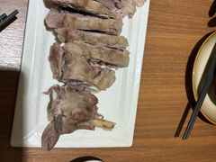 手抓羊肉半斤-贯贯吉·清真餐厅(浙江中路店)