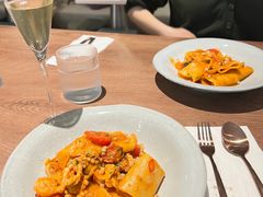 -潮一不贰·法式甜品·生日蛋糕·西式简餐(外滩店)