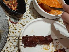 -小董哥烤串·爆汁大油边(故宫店)