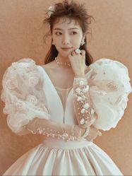 -至臻微拉婚纱摄影