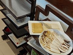 -皇城老妈·大连海鲜火锅(港湾店)