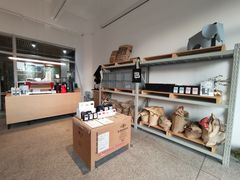 零售区-DEEP COFFEE(瑞光烘焙工厂店)
