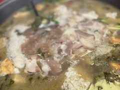 -镇雄酸汤猪脚(钻石广场分店)