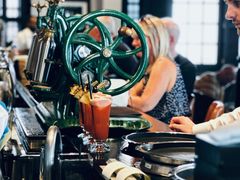 -Long Bar(莱佛士酒店)