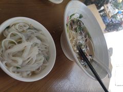 鸡扒牛丸汤粉-探越越南牛肉粉(江南西分店)