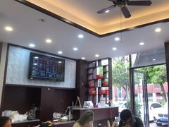 -鸿兴面馆馄饨小笼(稻香店)