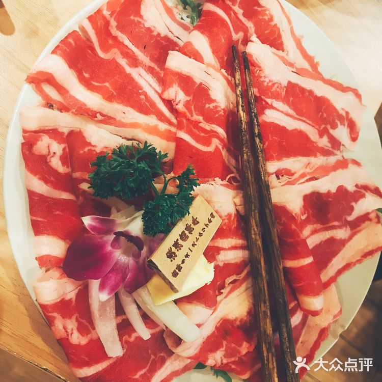 寿喜的酱汁也比较合我口味 没有太甜