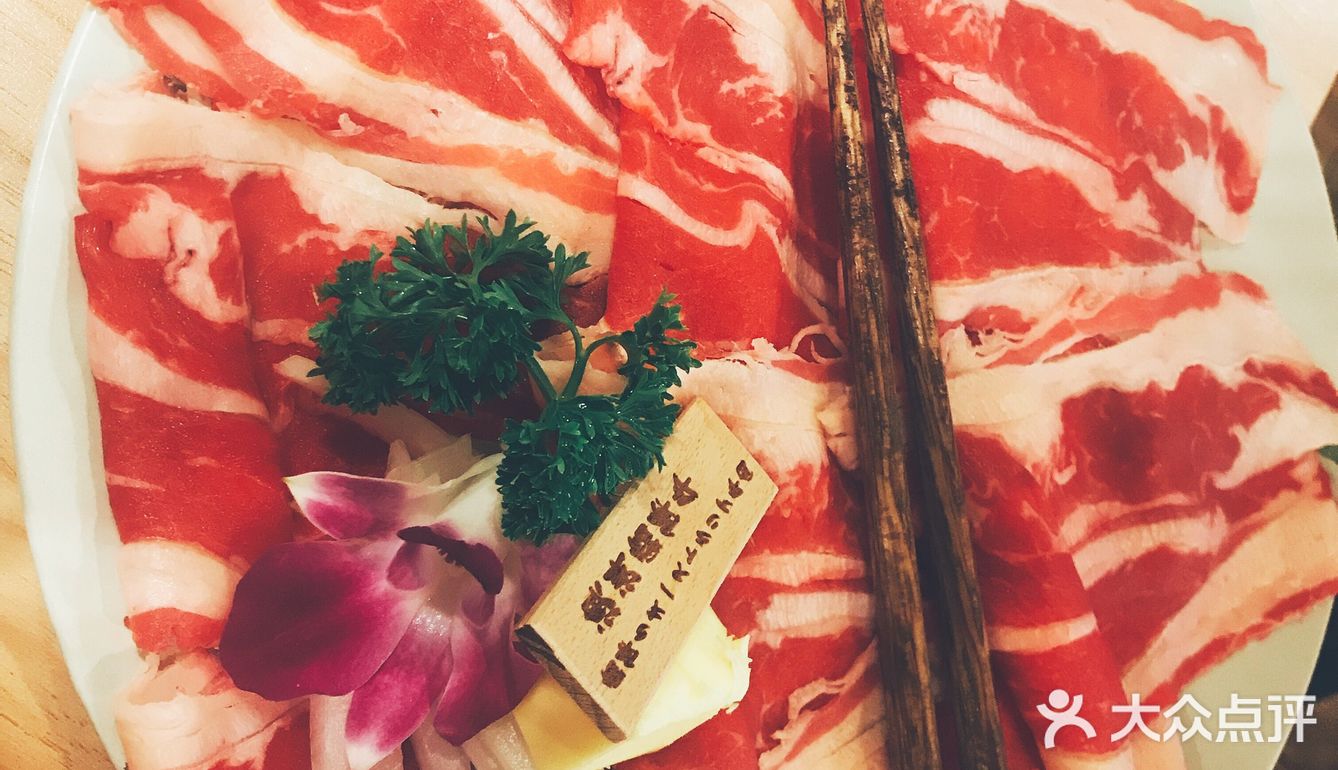 寿喜的酱汁也比较合我口味 没有太甜