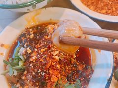 -拈签一笑黄牛肉辣卤串串