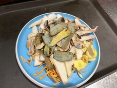-菌之家·专业纯野生菌火锅·特色炒菌