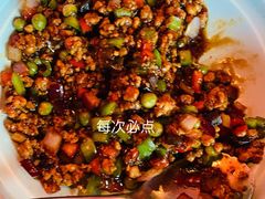 黑三剁-中8楼风尚云南菜(颐堤港店)