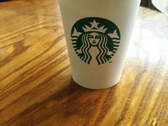 -星巴克(宁波东门银泰店)