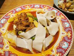 沙湾大盘鸡-塔哈尔·新疆盛宴(城西银泰店)