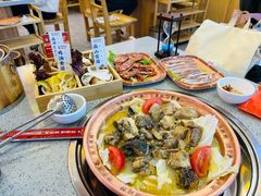 -阿婆情腊排骨火锅(金虹路店)