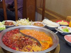 -沸炉重庆老火锅(军事博物馆店)