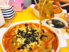 芝士年糕热捞擀面皮-嗨皮儿·现蒸面皮(抄纸巷店)