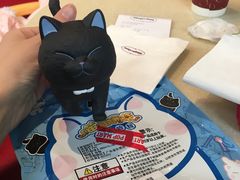 -泡泡玛特POPMART(蓝色港湾店)