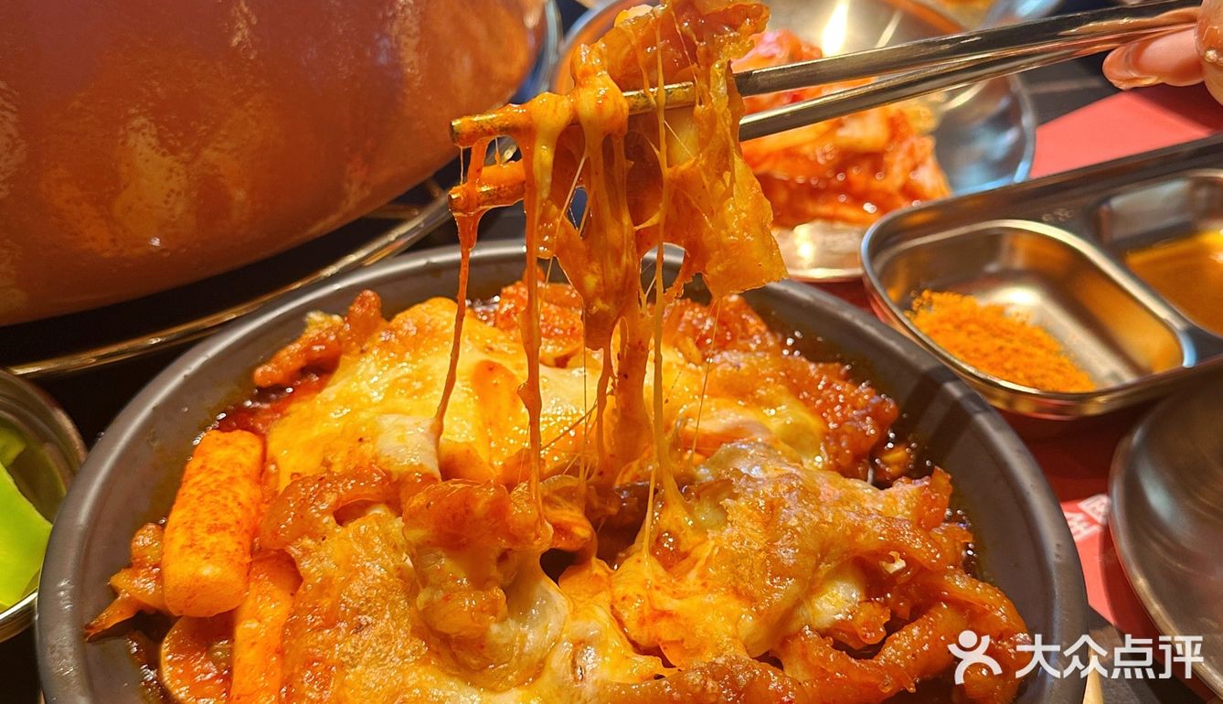 男模烤肉尊嘟有点东西