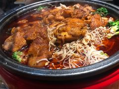 -吉吉向上炭烤鸡肉煲(大学城店)