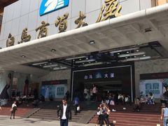 -广州白马服装市场