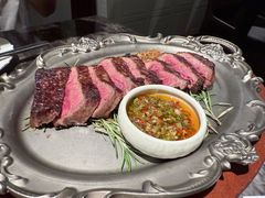 -LESCEDARS Brasserie Bistro香柏树