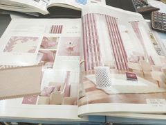 -百合布艺丨窗帘墙布软装(轻纺市场店)