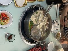 -刘少华贵州小黄牛·鲜牛肉火锅(总店)