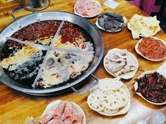 -储奇门鳝鱼火锅(总店)