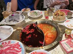 -红九格老火锅(三峡广场店)