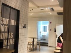 -肯德基(成山路地铁站店)