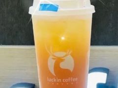 桃桃山雾乌龙茶-瑞幸咖啡(经四路万达写字楼店)
