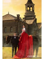 -雪中彩影婚纱摄影·微光艺术中心