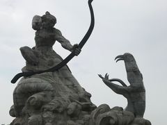 -巴陵广场
