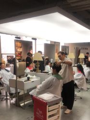 -变画·发型STUDIO