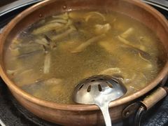 -阿山卓·野生菌火锅·纳西火塘烤肉