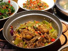 嫩仔姜炒牛蛙-吃饭皇帝大土家民族菜(正大广场店)