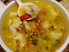 金汤豆花巴沙-渝是乎川渝小炒(新世界百货望京店)