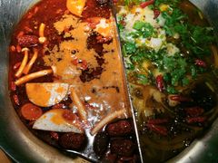 台式麻辣锅-湊湊火锅·茶憩(杭州湖滨银泰in77店)
