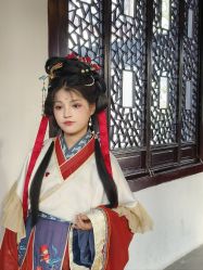 -一揽芳华汉服旗袍体验馆(拙政园店)