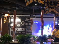 大堂-·缸桶屋·韩式牛肋条自助烤肉(西湖D11店)
