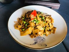 -浩运海鲜·16年专注青岛菜(石老人店)