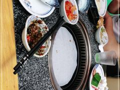 -锤头鲨毛肚海鲜烤肉自助餐厅(国购广场店)