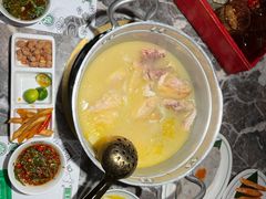 -禄婶鸡煲·打边炉