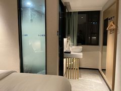 -海悦酒店(白石洲地铁站世界之窗店)