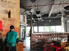 大堂-憨铁匠老火锅(龙岗万科里店)