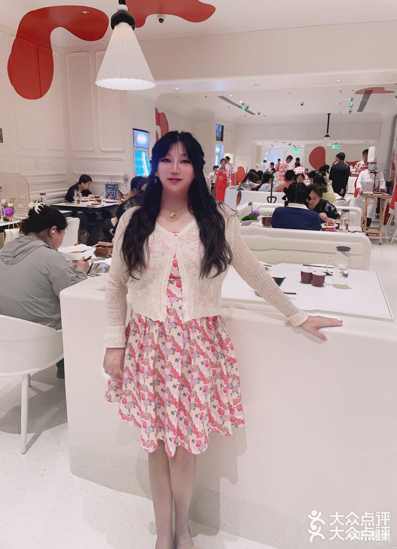 哎呀呀❗️这里的小哥哥小姐姐编小辫真好看
