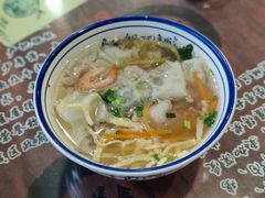 鲜肉馄饨-长人馄饨铺(解放街店)