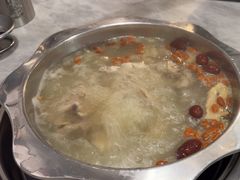 -光头药膳鸡(莱茵小镇店)