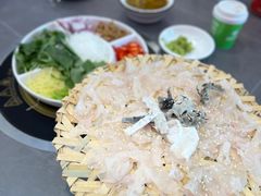 -官塘陈记鱼生·潮汕砂锅粥·牛肉火锅(潮枫路总店)